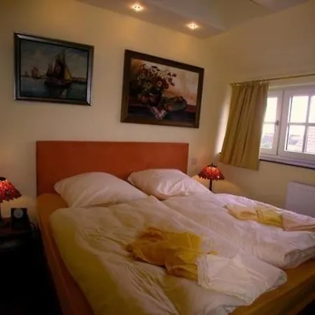 بيت للعطل Bel Air In Mit Grill Und Sauna غيجير